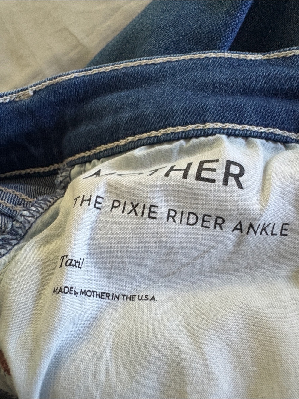 MOTHER Classic Blue High-Rise Button-Fly Jeans - Picture 7 of 7